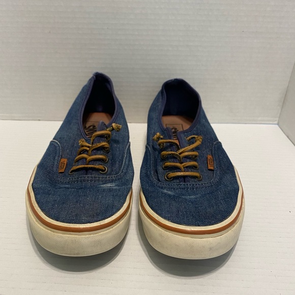 Vans Denim Off The Wall Mens Size 10 woth Leather Ties. - Picture 1 of 5